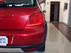 2011款 1.6L 手动 Cross