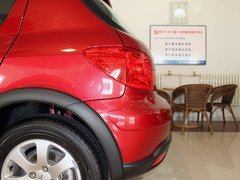 2011款 1.6L 手动 Cross