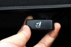 2012款 2.0L 自动 NAVI导航版
