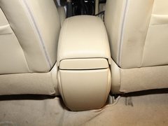 2012款 1.5T 手动 精英型