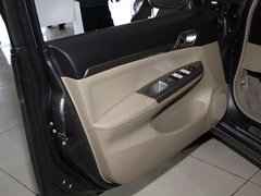 2012款 1.5T 手动 精英型