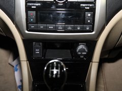 2012款 1.5T 手动 精英型