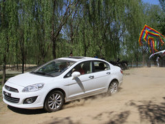 2012款 1.5T 手动 尊贵型