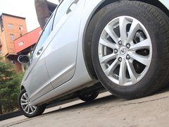2012款 1.5T 手动 尊贵型
