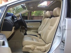 2012款 1.5T 手动 尊贵型