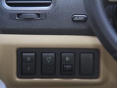 2012款 1.5T 手动 尊贵型