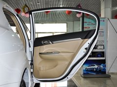 2012款 1.5T 手动 尊贵型