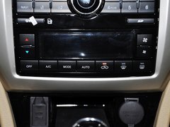 2012款 1.5T 手动 尊贵型