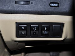 2012款 1.5T 手动 尊贵型