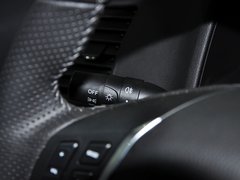 2012款 1.5T 手动 尊贵型