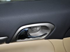 2012款 1.5T 手动 尊贵型