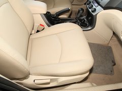 2012款 2.0 自动 典雅风尚型 5座