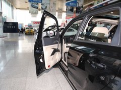 2012款 2.0 自动 典雅风尚型 5座