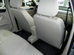 2012款 1.6L 手动 时尚型