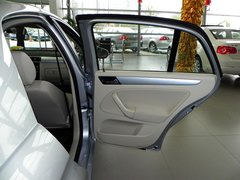 2012款 1.6L 手动 时尚型