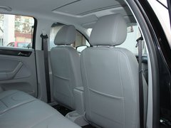 2012款 1.6L 自动 豪华型