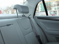 2012款 1.6L 自动 豪华型