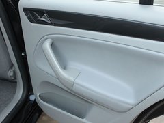 2012款 1.6L 自动 豪华型