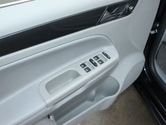 2012款 1.6L 自动 豪华型
