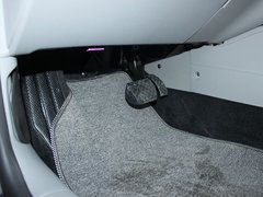 2012款 1.6L 自动 豪华型