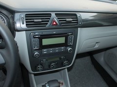 2012款 1.6L 自动 豪华型