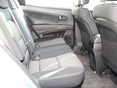 2011款 2.0T 自动 两驱精英导航版 5座