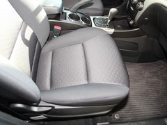 2011款 2.0T 自动 两驱精英导航版 5座