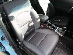 2011款 2.0T 自动 两驱精英导航版 5座