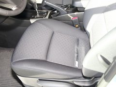 2011款 2.0T 自动 两驱精英导航版 5座