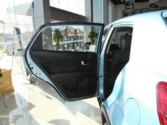 2011款 2.0T 自动 两驱精英导航版 5座