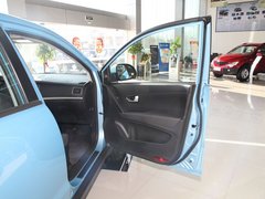 2011款 2.0T 自动 两驱精英导航版 5座