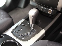 2011款 2.0T 自动 两驱精英导航版 5座