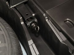 2011款 2.0T 自动 两驱精英导航版 5座