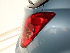 2011款 2.0T 自动 两驱精英导航版 5座
