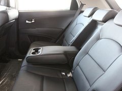2011款 2.0T 自动 两驱豪华导航版 5座