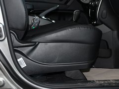 2011款 2.0T 自动 两驱豪华导航版 5座