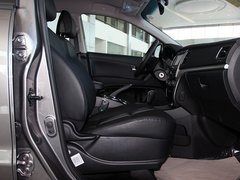 2011款 2.0T 自动 两驱豪华导航版 5座