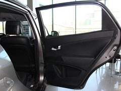 2011款 2.0T 自动 两驱豪华导航版 5座
