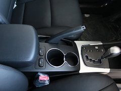 2011款 2.0T 自动 两驱豪华导航版 5座