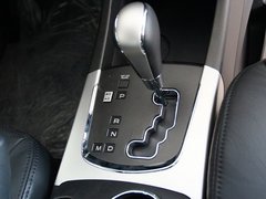 2011款 2.0T 自动 两驱豪华导航版 5座