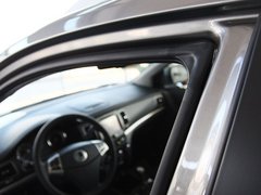2011款 2.0T 自动 两驱豪华导航版 5座