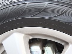 2011款 2.0T 自动 两驱豪华导航版 5座