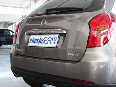 2011款 2.0T 自动 两驱豪华导航版 5座