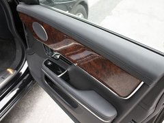 2012款 3.0 自动 全景商务版