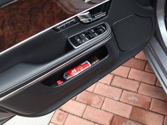 2012款 5.0 自动 全景奢华版