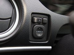 2011款 2.2T 自动 新创型两驱 5座