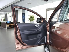 2011款 2.2T 自动 新创型两驱 5座