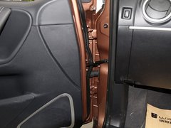 2011款 2.2T 自动 新创型两驱 5座
