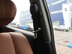 2011款 2.2T 自动 智尊型四驱 5座