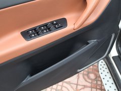 2011款 2.2T 自动 智尊型四驱 5座